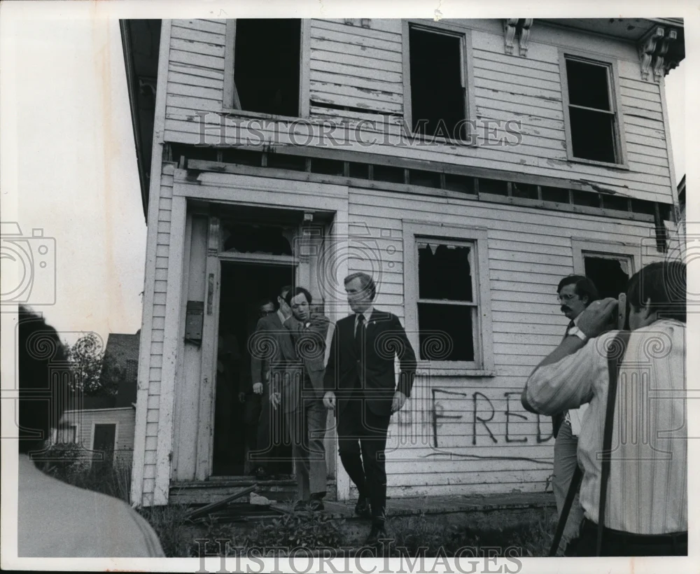 1971 Press Photo Governor John Gilligan and his Councilman Dennis Kucinich