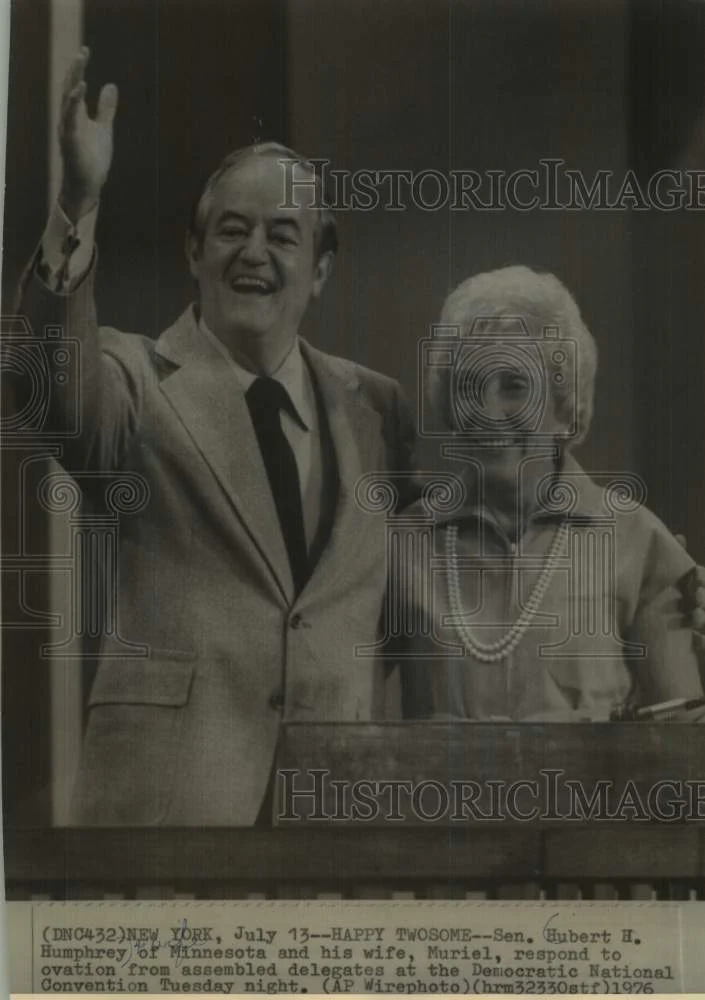 1976 Press Photo Senator Hubert Humphrey and wife, Muriel at DNC, New York.