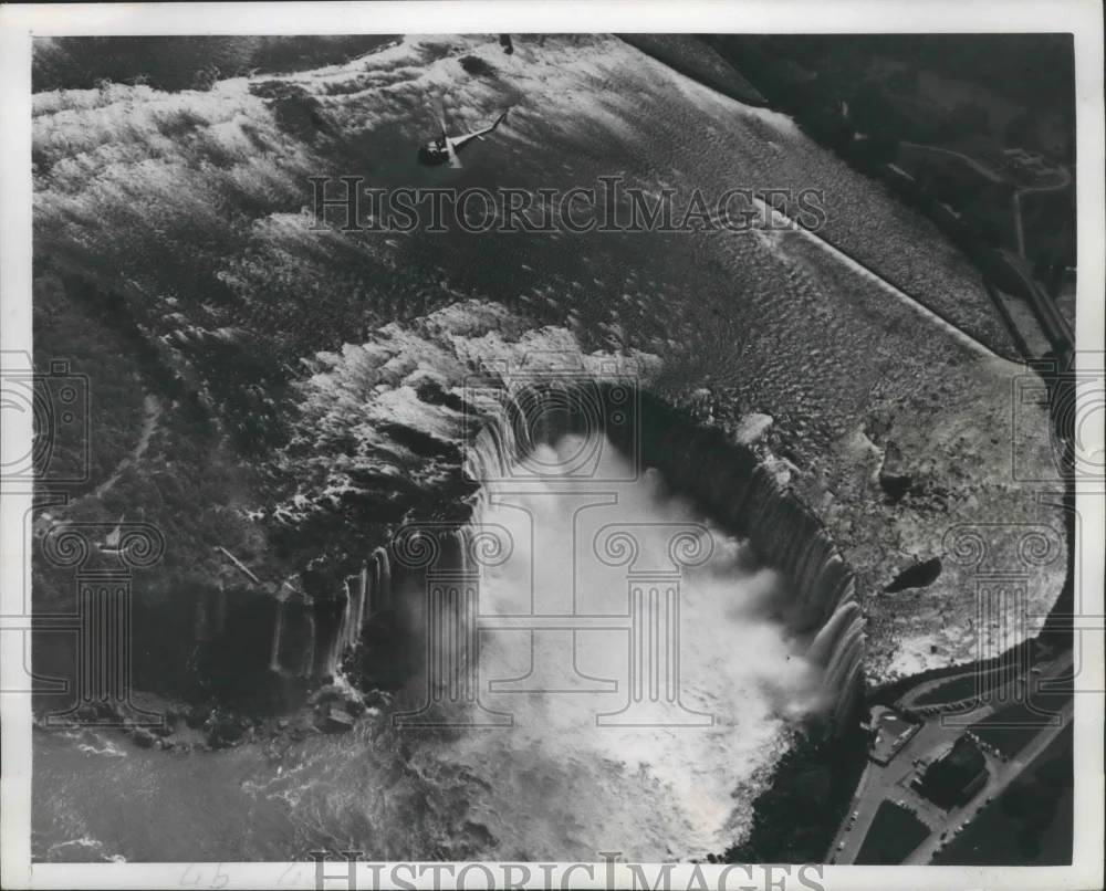1950 Press Photo Aerial view Horseshoe Cataract, Canadian Side of Niagara Falls