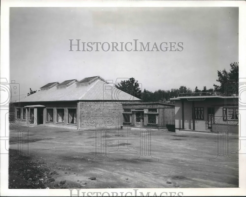 1946 Press Photo St Lo, France emerges from its ruins after invasion of Normandy