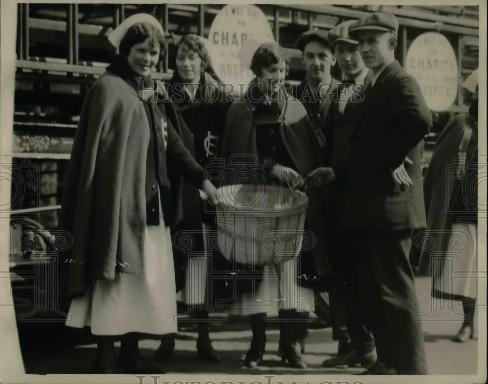 1926 Press Photo Nurses collecting Charity Hospital Donations - nea27444