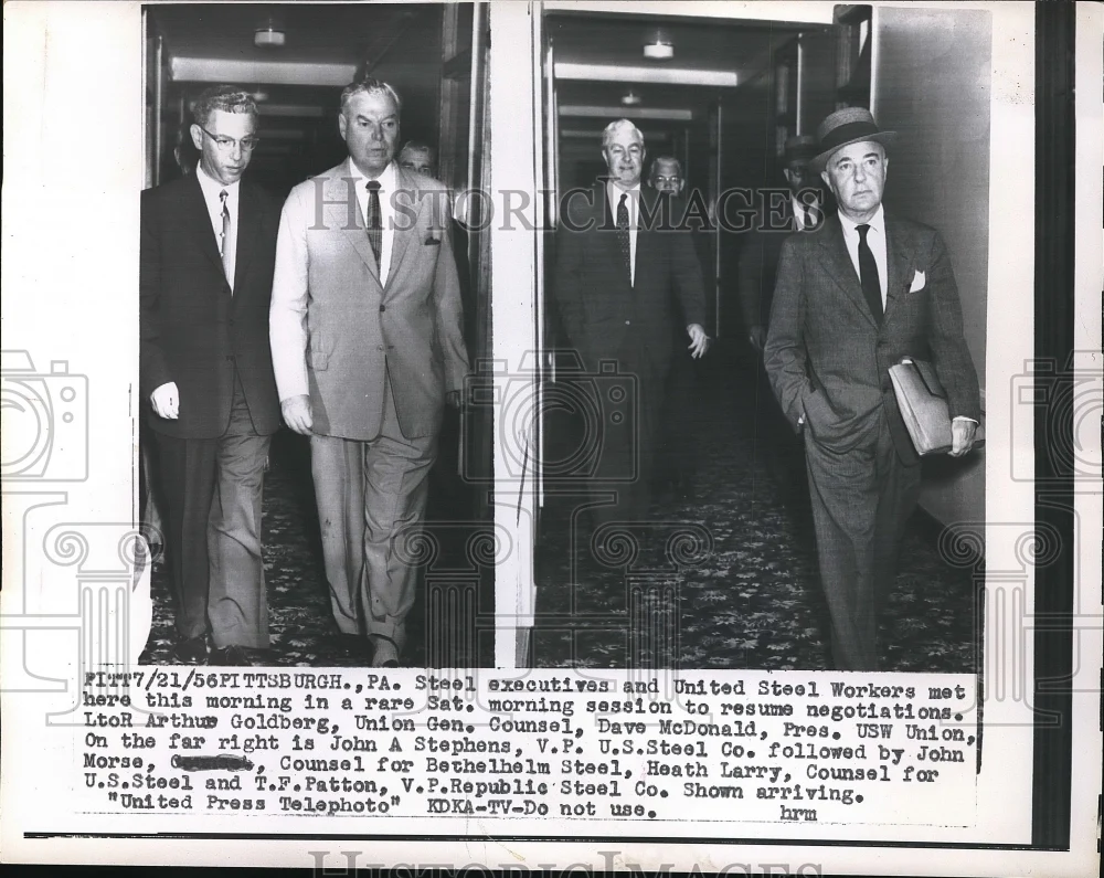 1956 Press Photo Pittsburgh Pennsylvania United Steel Workers Union Negotiations