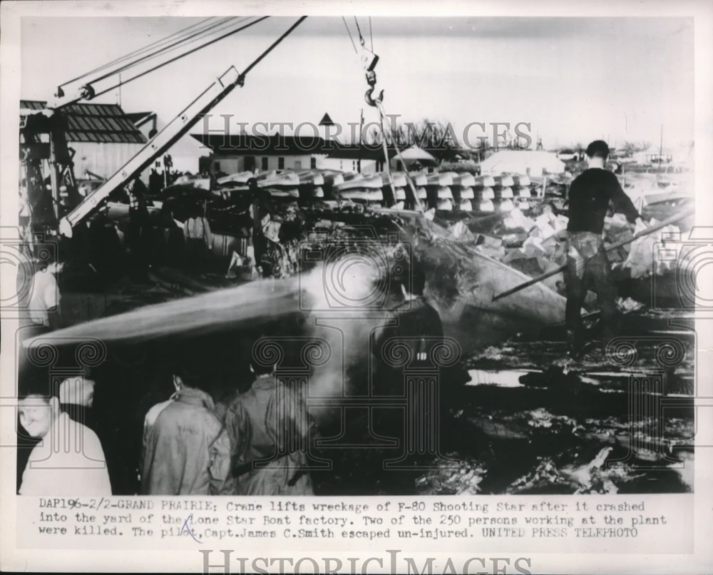 1954 Press Photo Crane Lifts Wreckage Of F-80 Shooting Star Plane Crash
