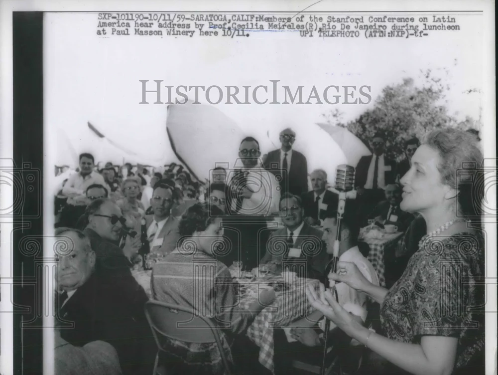 1959 Press Photo Cecelia Meirales of Rio De Janeiro speaks at luncheon