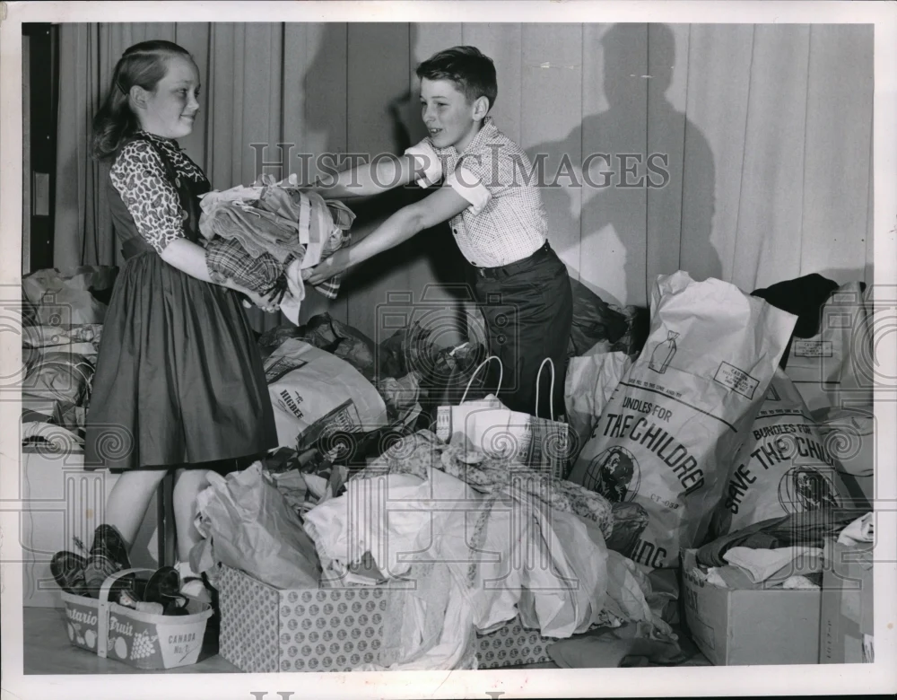 1960 Press Photo Susan Cameron and Ronald Volanti of Warnsville Hgts, Ohi