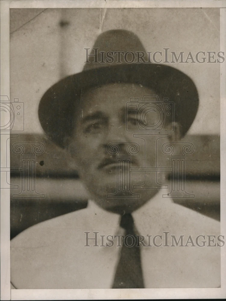 1939 Press Photo Capt. Frank Spurr of Esso Baytown - nec69924