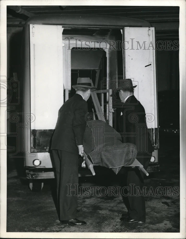 1942 Press Photo New stretcher designed by William VC Ruxton