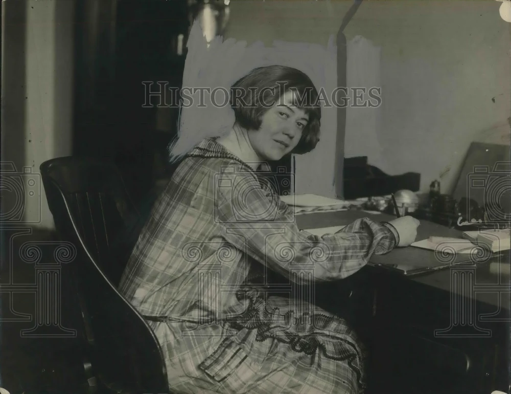 1924 Press Photo Julia Banks of Interior Dept as United States Atty