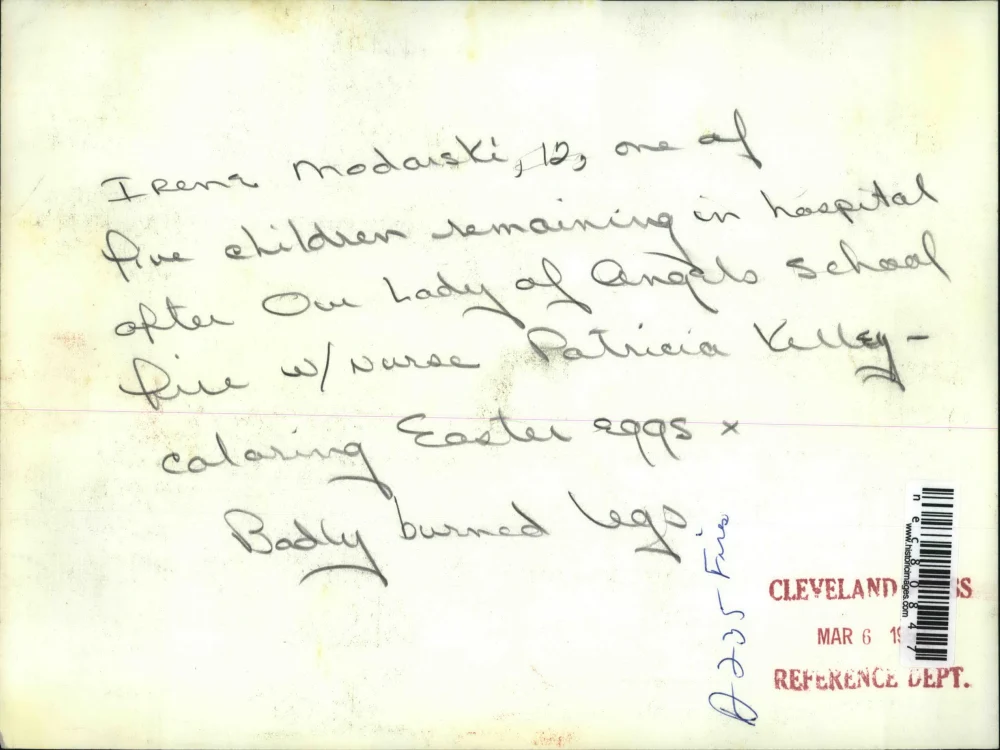 Press Photo Irene Modaiski remained in hospital w Nurse Patricia Kelly - Image 2