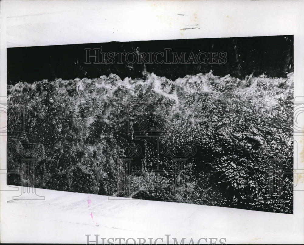 1970 Press Photo The Crown Filtration Plant added chemicals to the water