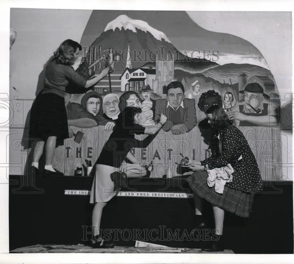 1942 Press Photo The Idea of Perfect & Free Individuals