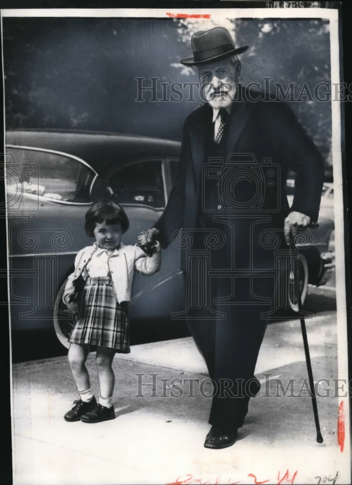 1956 Press Photo Charles Thiery, nations oldest eligible bachelor & Pamela Small