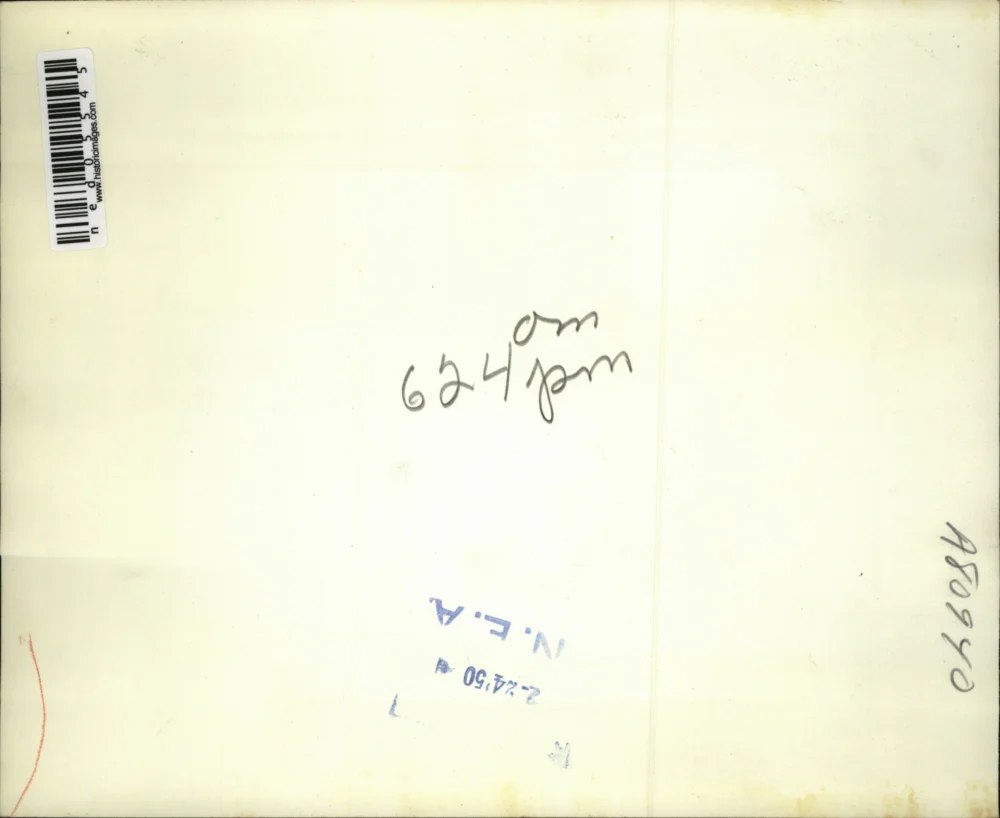 1950 Media Photo Claude A. Putnam awarded a distinguished service certificate - Image 2