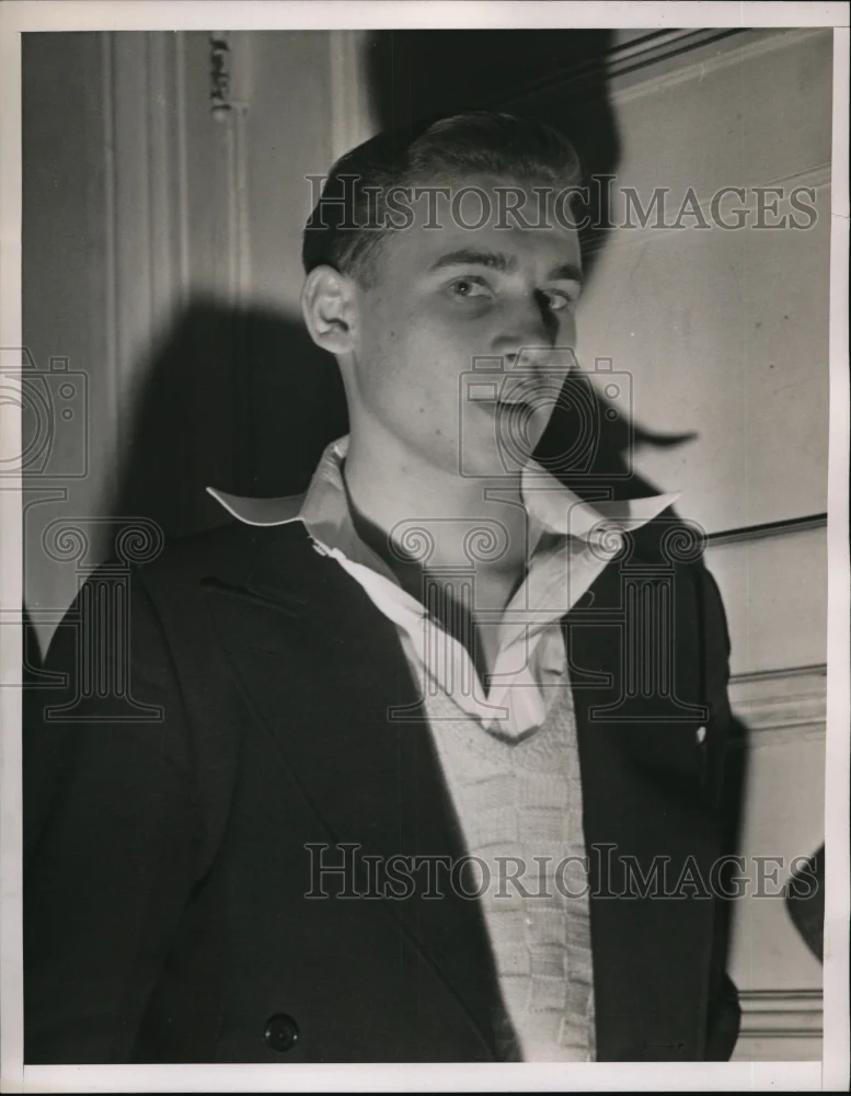 1938 Press Photo Walter Leister at Yorkville to give speech - ned08673