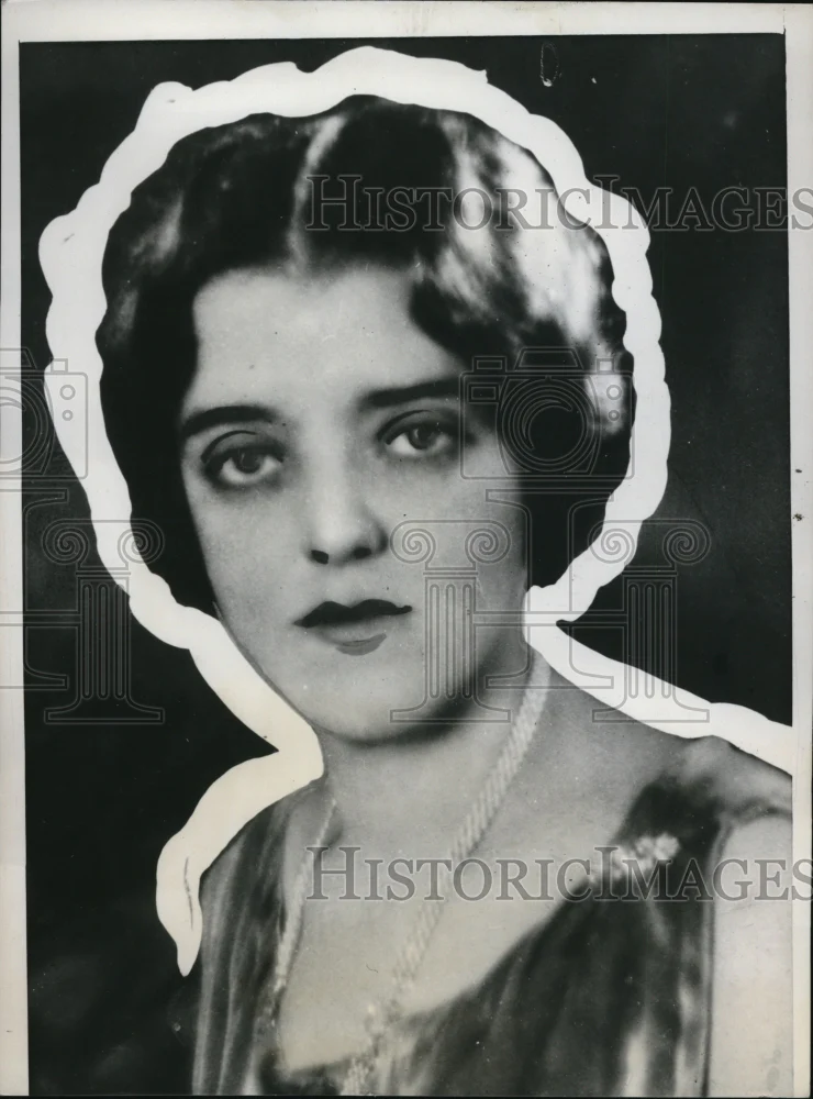 1940 Media Photo Chicago Ill. Mrs Mary Harding Thompson contests dad's will