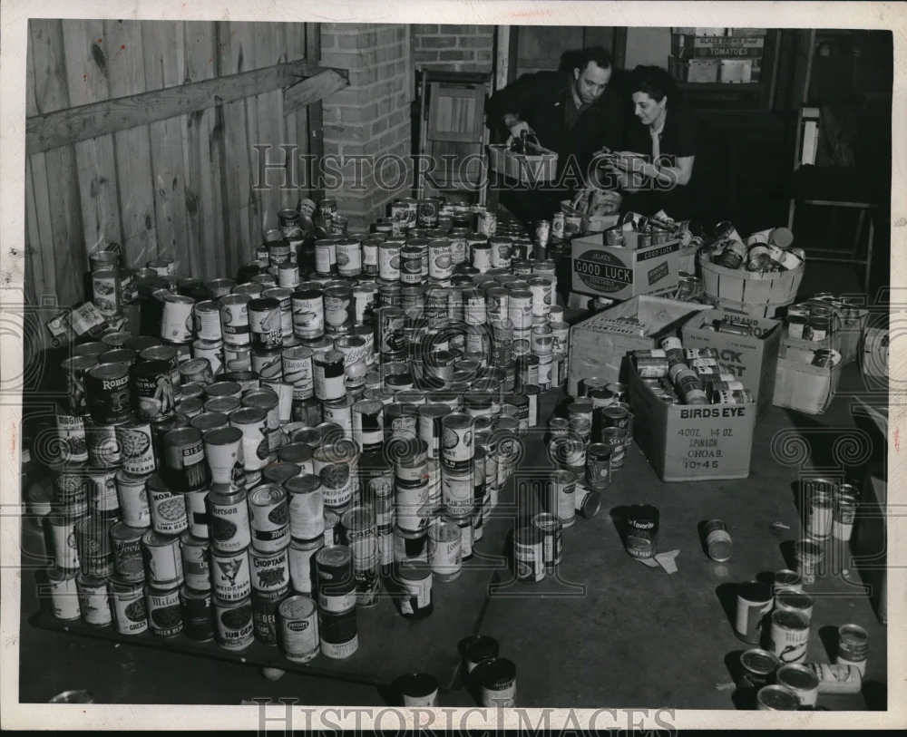 1946 Media Photo Alfreda Rossi, Carmela Belphusi Fisher body welfare committee