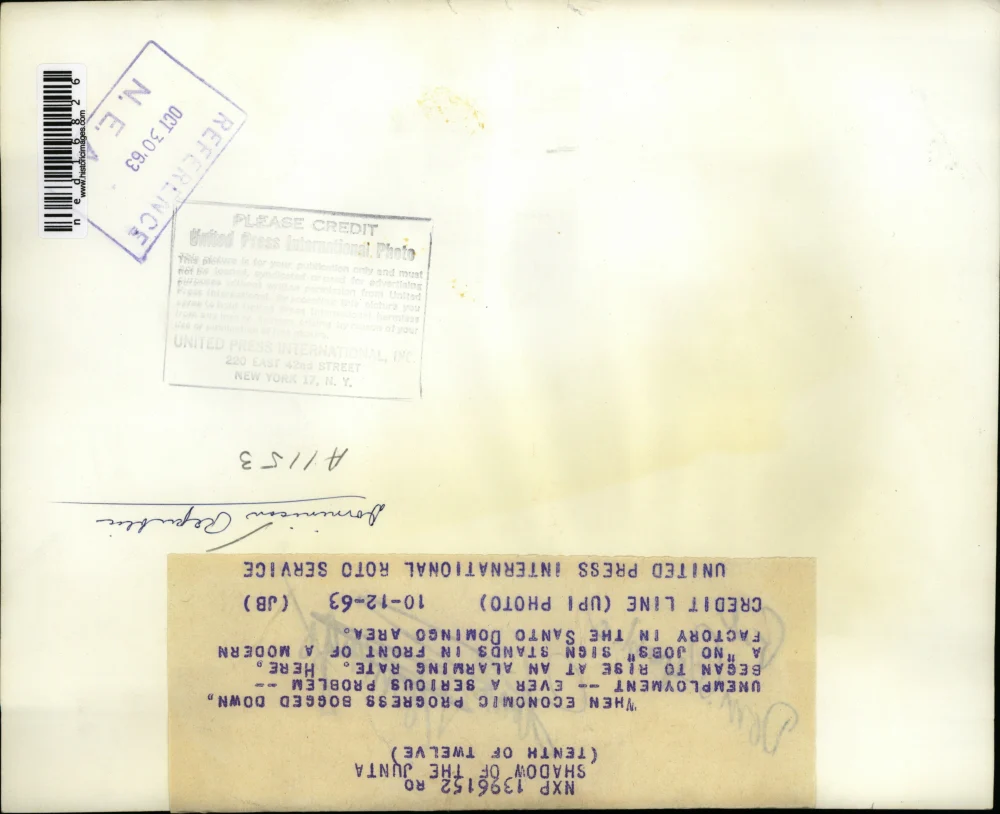 1963 Press Photo Empty factor during unemployment in Santo Domingo - Image 2