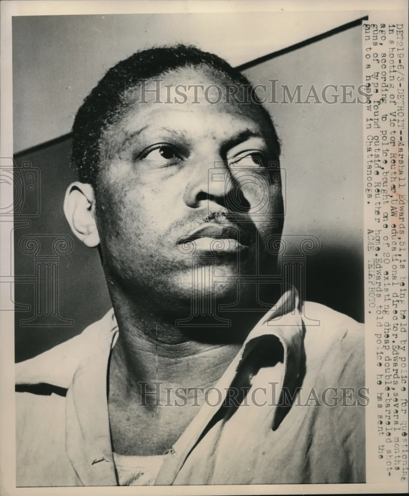 1949 Press Photo Detrroit Mich Marshall Edwards qusetioned in murder of V Reuthe