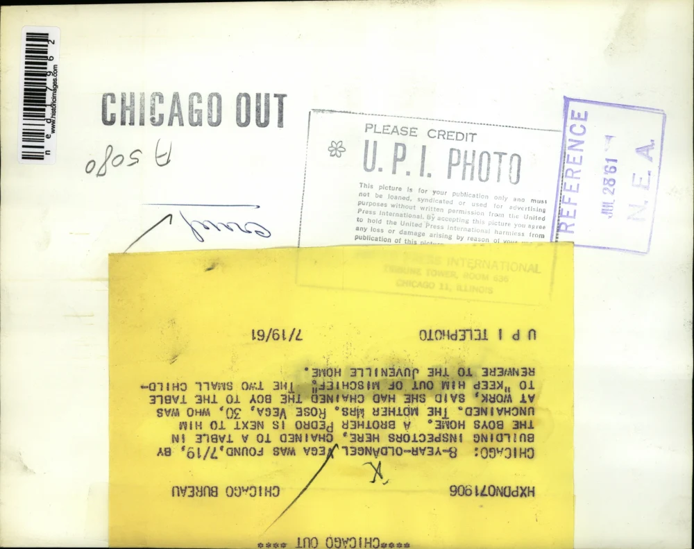 1961 Press Photo Angel Vega Was Found Chained To Table Next To Brother - Image 2