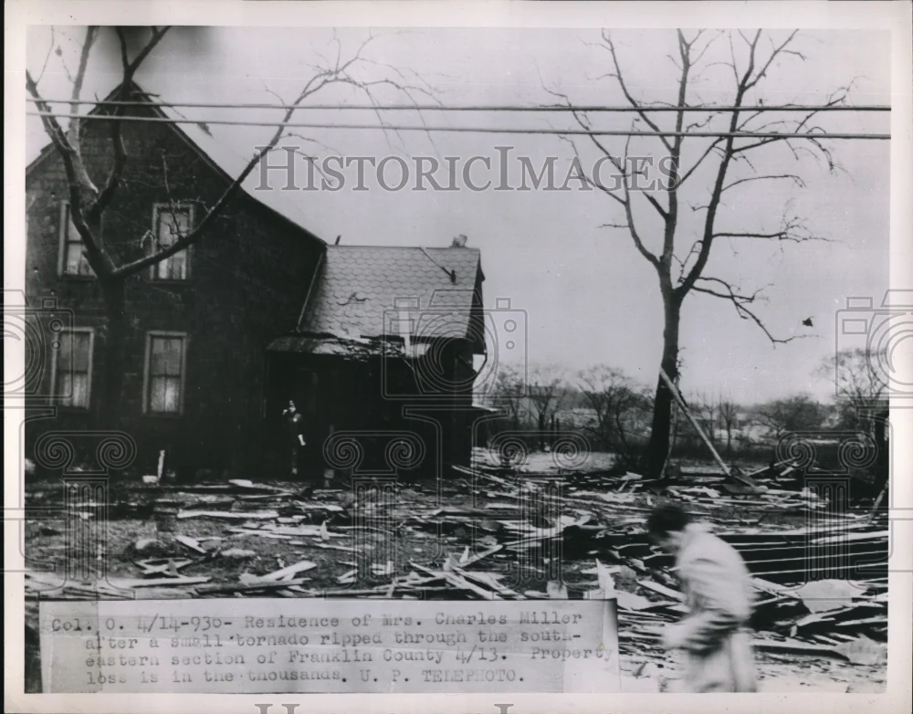 Press Photo Residence of Mrs Charles Hill after small tornado ripped