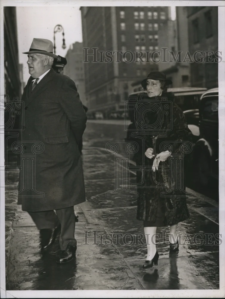 1935 Press Photo Kermit Roosevelt Arriving At Church