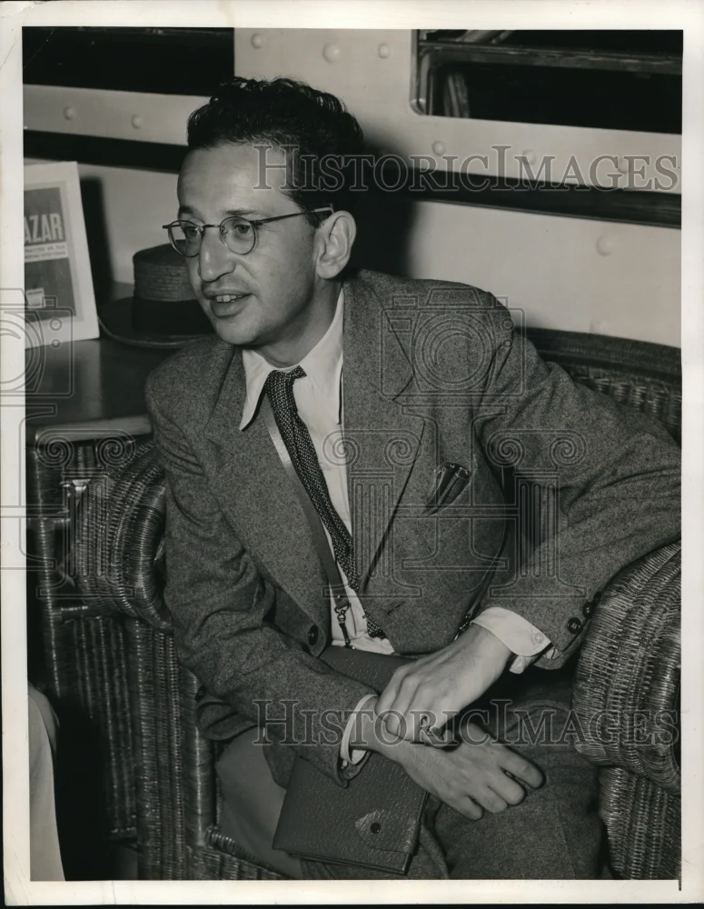 1941 Press Photo Erwin Straus Son Of Composer Oscar Straus - ned22426
