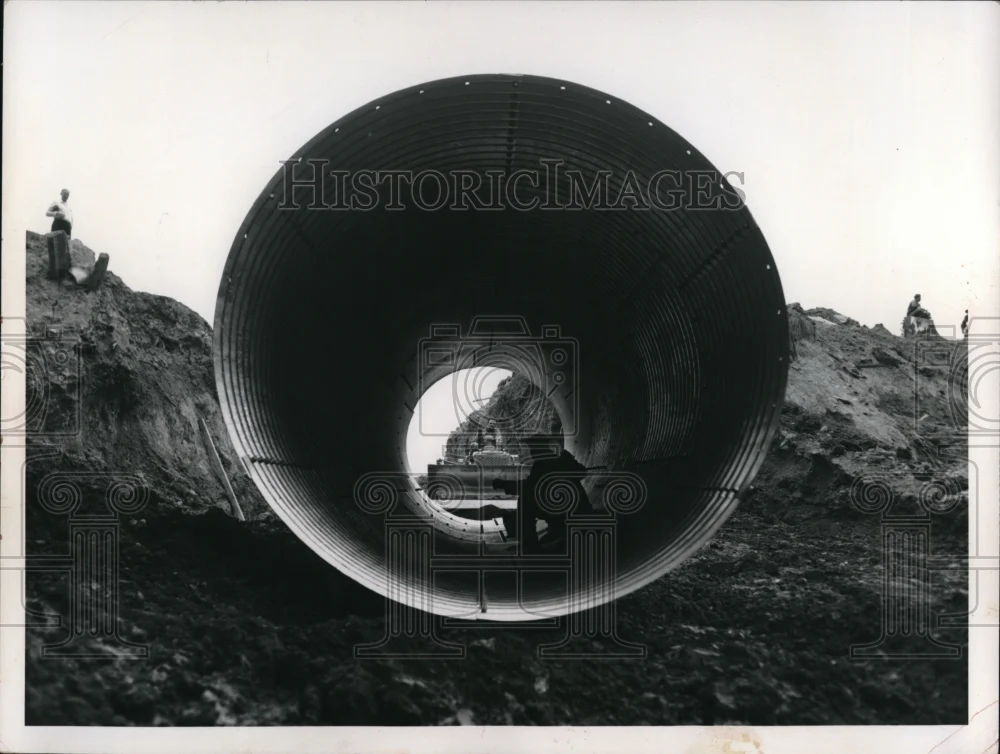 1960 Press Photo Construction at Cleveland Ohio Fairview park project