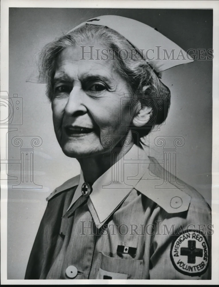 1960 Press Photo Mrs. Frederick Woodrough volunteer Gray Lady