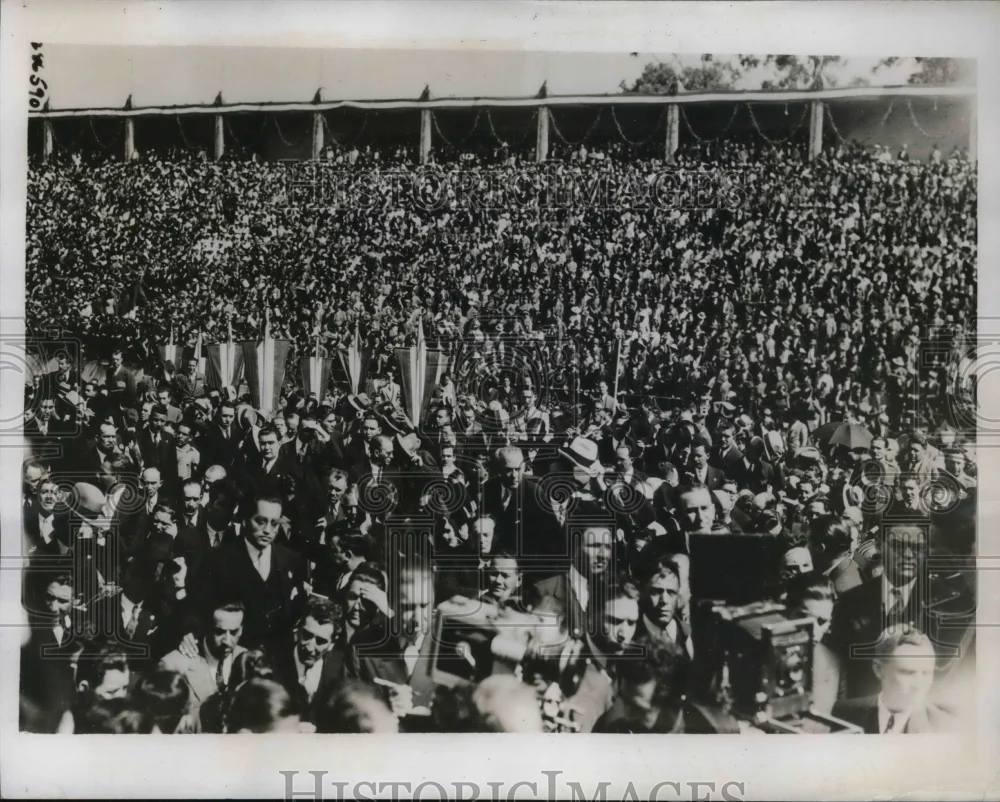 1934 Press Photo Crowd at Stadium in Mexico City as Mexico inducts President