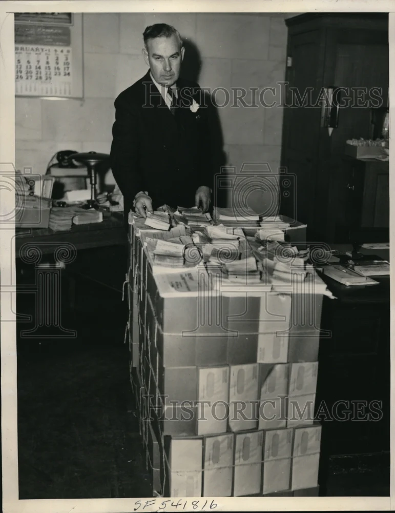 1949 Press Photo San Francisco over 50,000 motorist have been going blithely