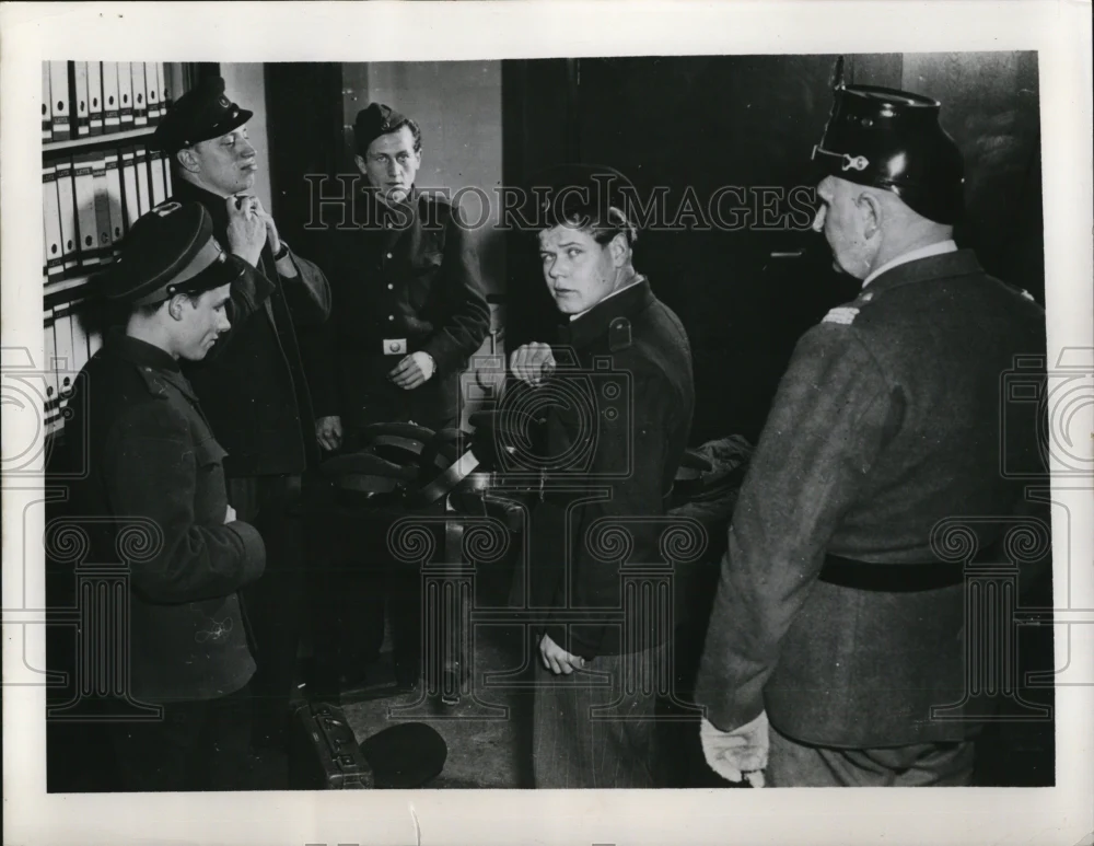1953 Press Photo West Berlin Germany A west German policeman watches at right as