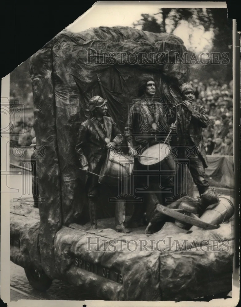 1925 Press Photo A float in a Philadelphia entitled "The Spirit of '76"