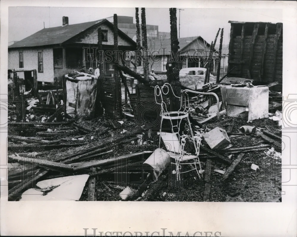 1950 Press Photo West Madison Ill Mrs Australi Haynes home burned killes 4