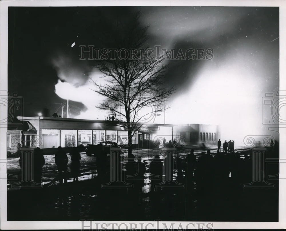 1951 Press Photo Fire at Spero Electric Company