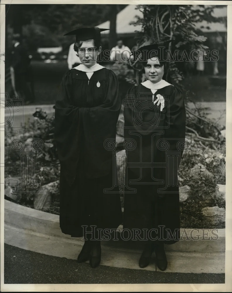 1931 Press Photo Miss Elizabeth Carey Roughton, and Catherine Ellizon,