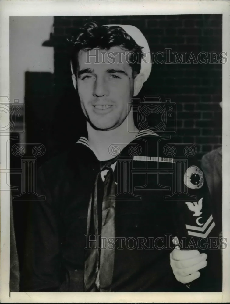 1945 Press Photo Alphee N Desmarais held connection with murder of Mary Saunders
