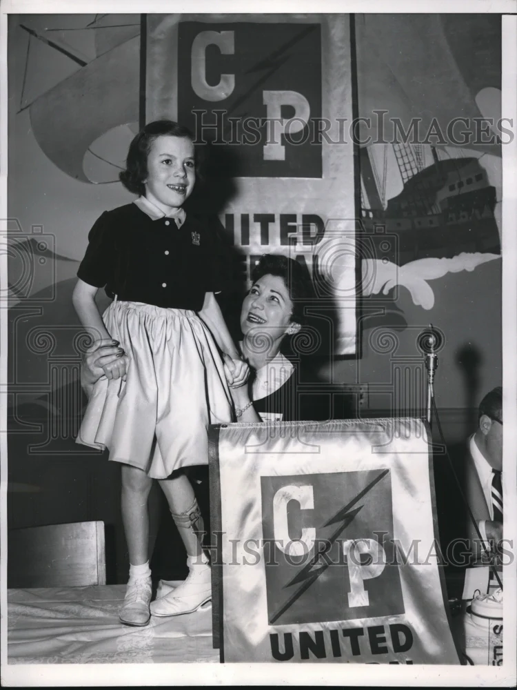 1954 Press Photo Chicago Judy McMahon age 8 Miss Courage 1954 Mrs H Lissner