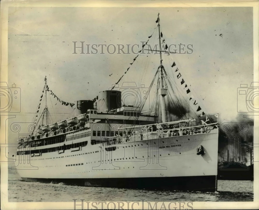 1937 Press Photo A view of the Water Liners Transportation