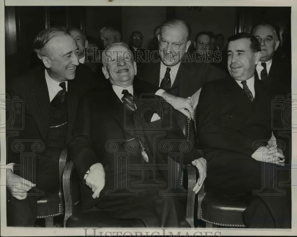 1941 Press Photo Senator Carter Glass Celebrating 83rd Birthday 77th Session