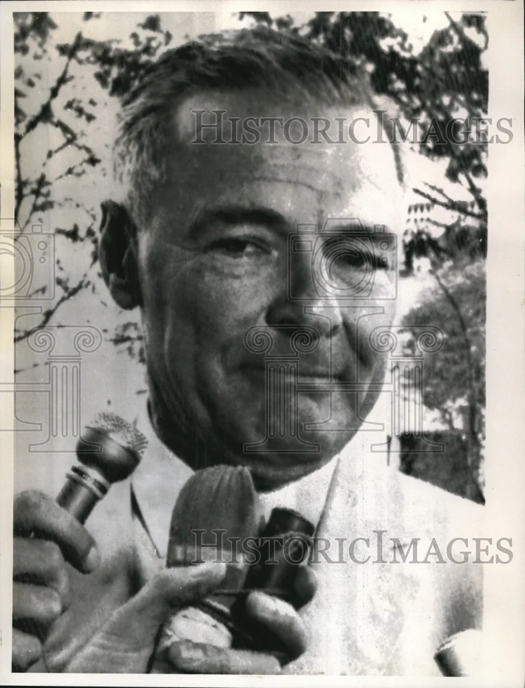 1964 Press Photo Henry Cabot Lodge US Ambassador to Vietnam Resigning Position