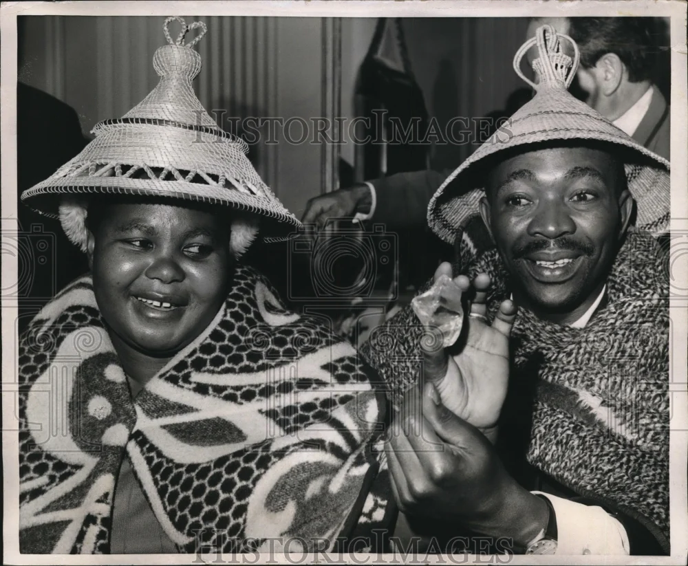 1967 Press Photo Petrus Ramaboa and wife,Ernestine,of Lesothoan African Nation