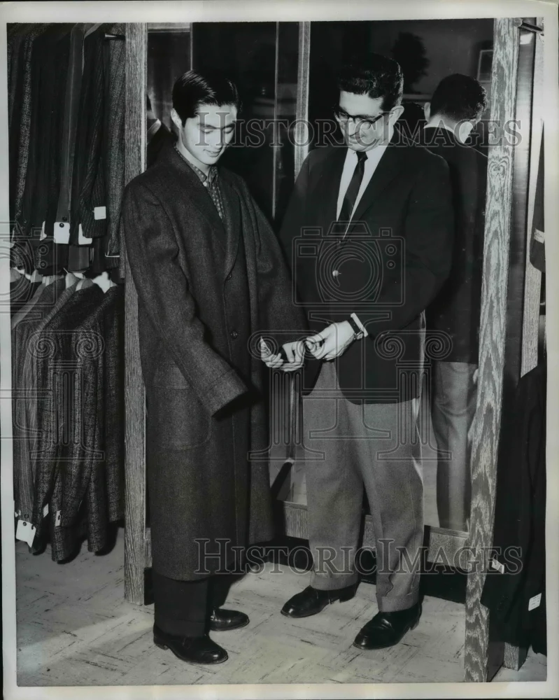 1959 Press Photo Hirosharu Keiko Japanese Exchange Student Getting Clothes