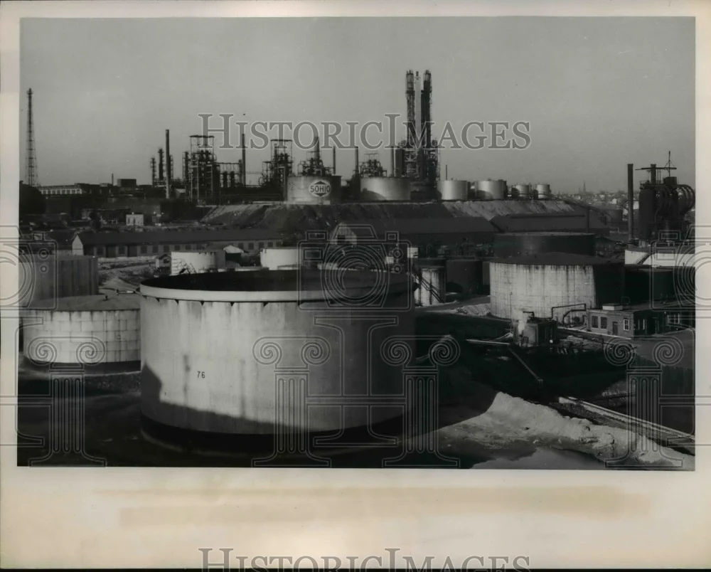 1952 Press Photo The Sohio Refiner during the oil workers strike