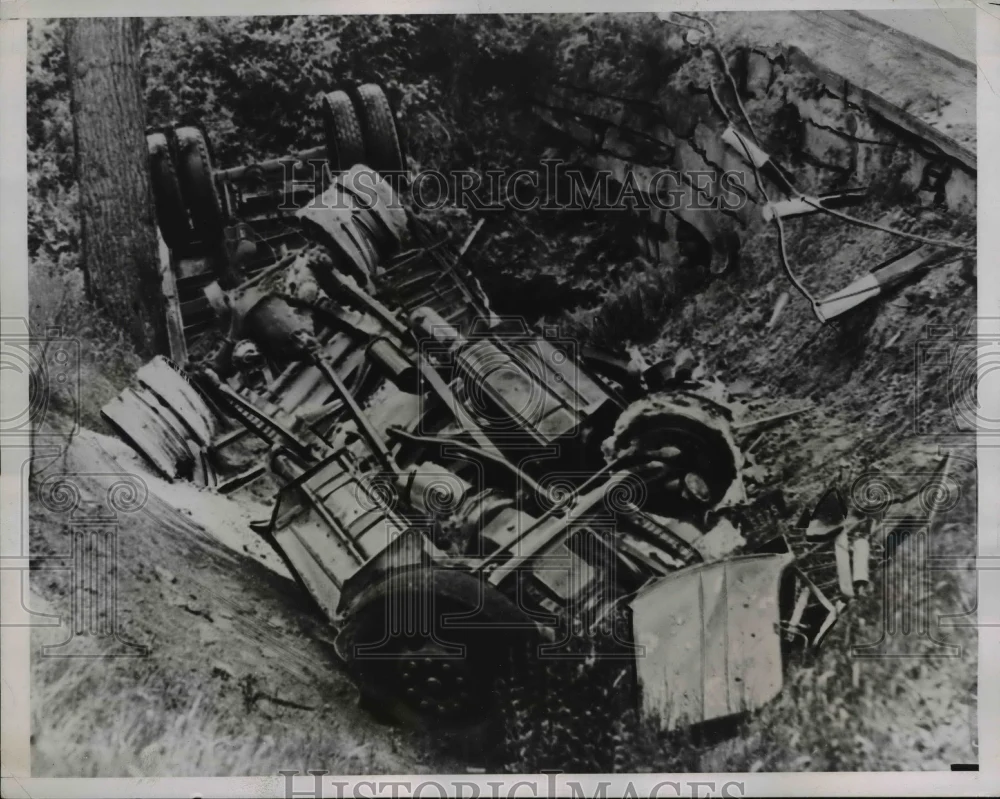 1938 Press Photo Remains of Truck caught Blazed 3 burnt to death Auburn, ME