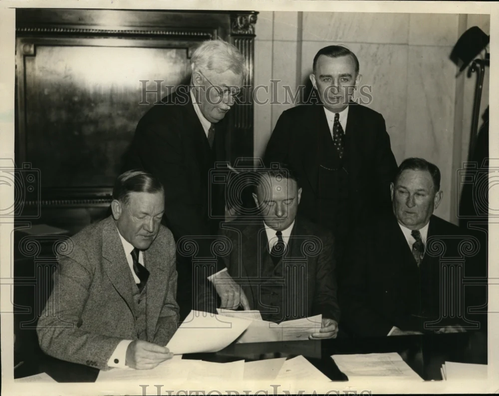 1937 Press Photo Senate Reorganization Committee Holds First Meeting - nee96837