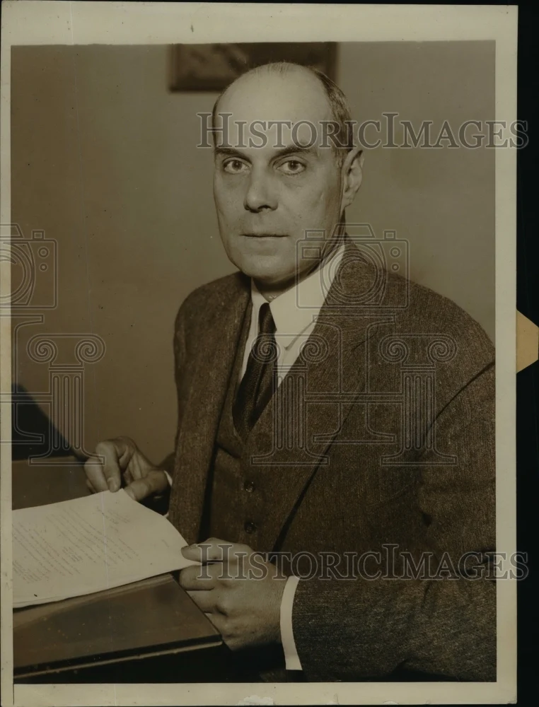 1933 Press Photo Louis Glavis named Chief Investigator - nef03340
