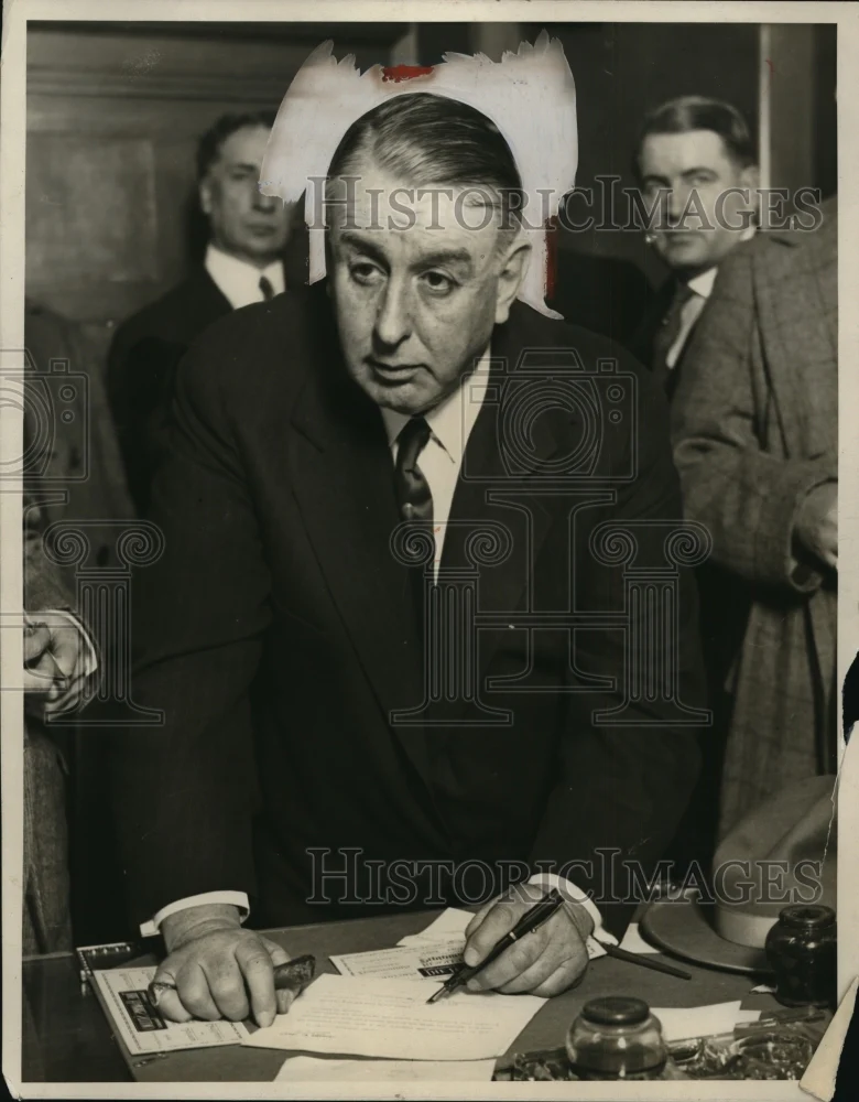 1927 Press Photo Mayor of Chicao William H. Thompson - nef08304