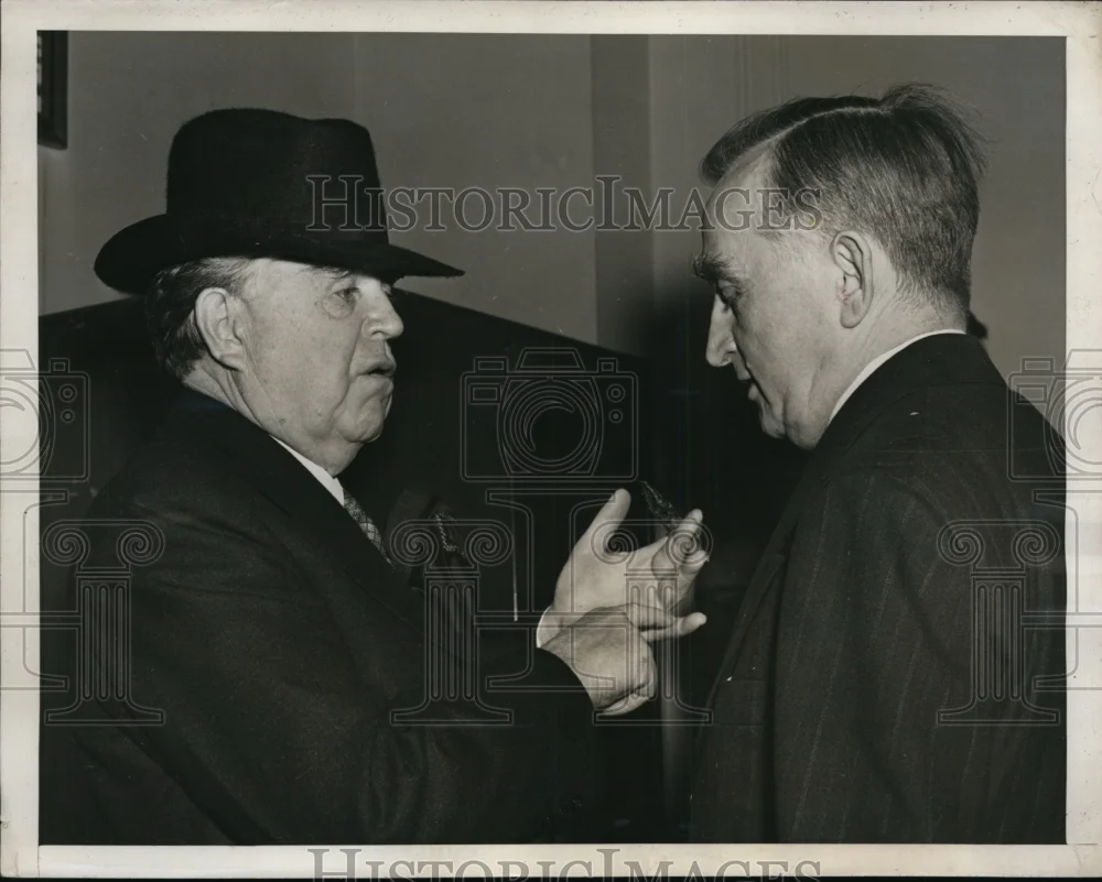 1947 Press Photo J. Lewis Charges That Mine Explosion Victims Had Been Murdered
