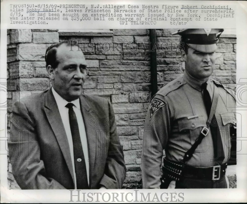 1969 Press Photo Robert Occhipinti aka Bobby Basile Leaving Princeton Barracks