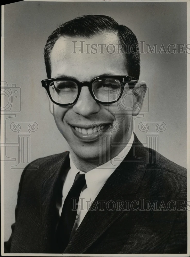 1962 Press Photo Steve Sindell Columbia Univ.student off to Paris to Study